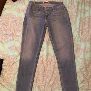 Levi skinny jeans